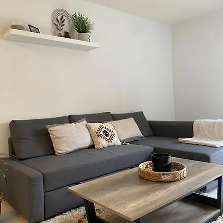 Apartment T2 Hyper Centre Renove + Parking, Proche Comedie Montpellier
