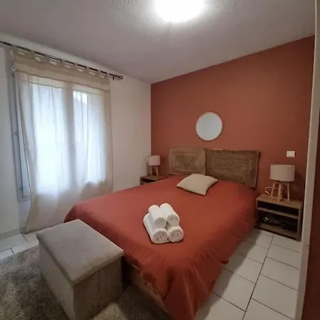 T2 Hyper Centre Renove + Parking, Proche Comedie Apartament